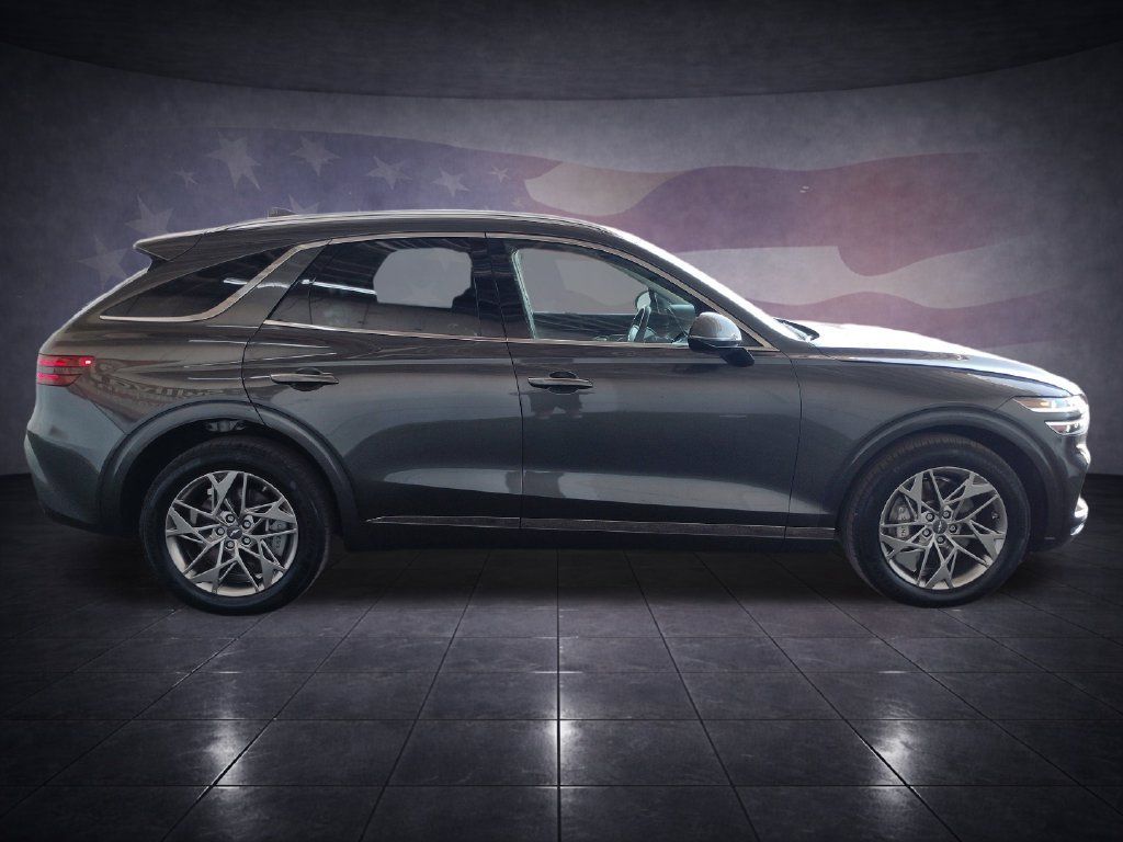 Used 2025 Genesis GV70 2.5T AWD/4WD image 6