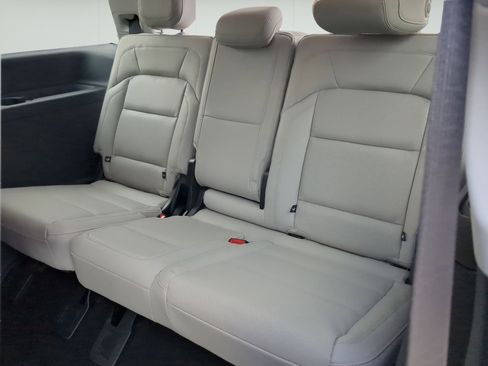 New 2026 Lincoln Navigator Premiere AWD/4WD image 22