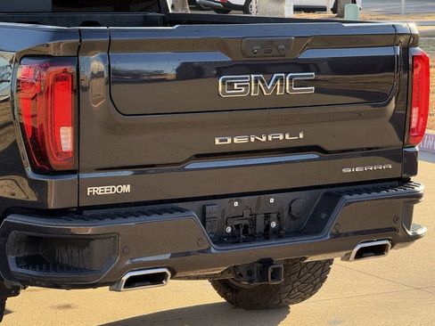 Used 2023 GMC Sierra 1500 Denali Ultimate image 6