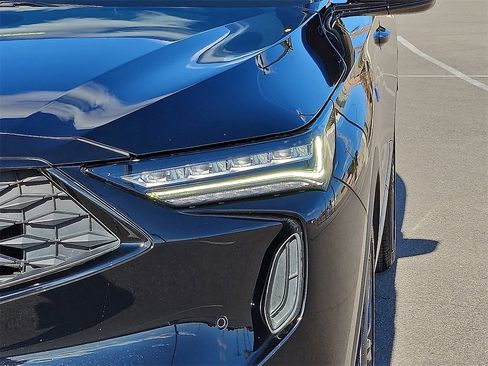 Used 2023 Acura MDX A-Spec image 9