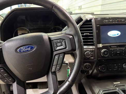 Used 2017 Ford F150 XLT w/ Equipment Group 302A Luxury AWD/4WD image 13