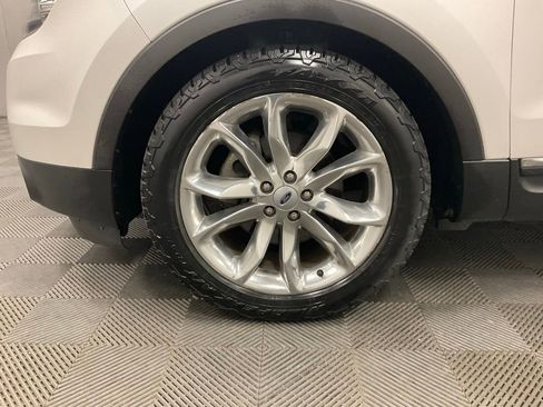 Used 2013 Ford Explorer XLT image 8