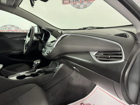 Used 2023 Chevrolet Malibu LT FWD image 12