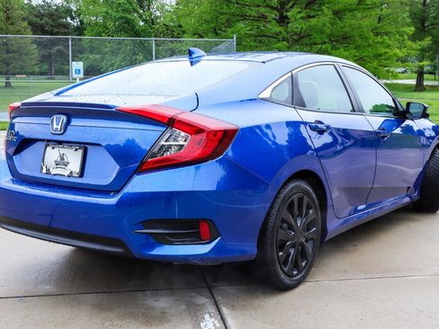 Used 2018 Honda Civic EX-T image 18