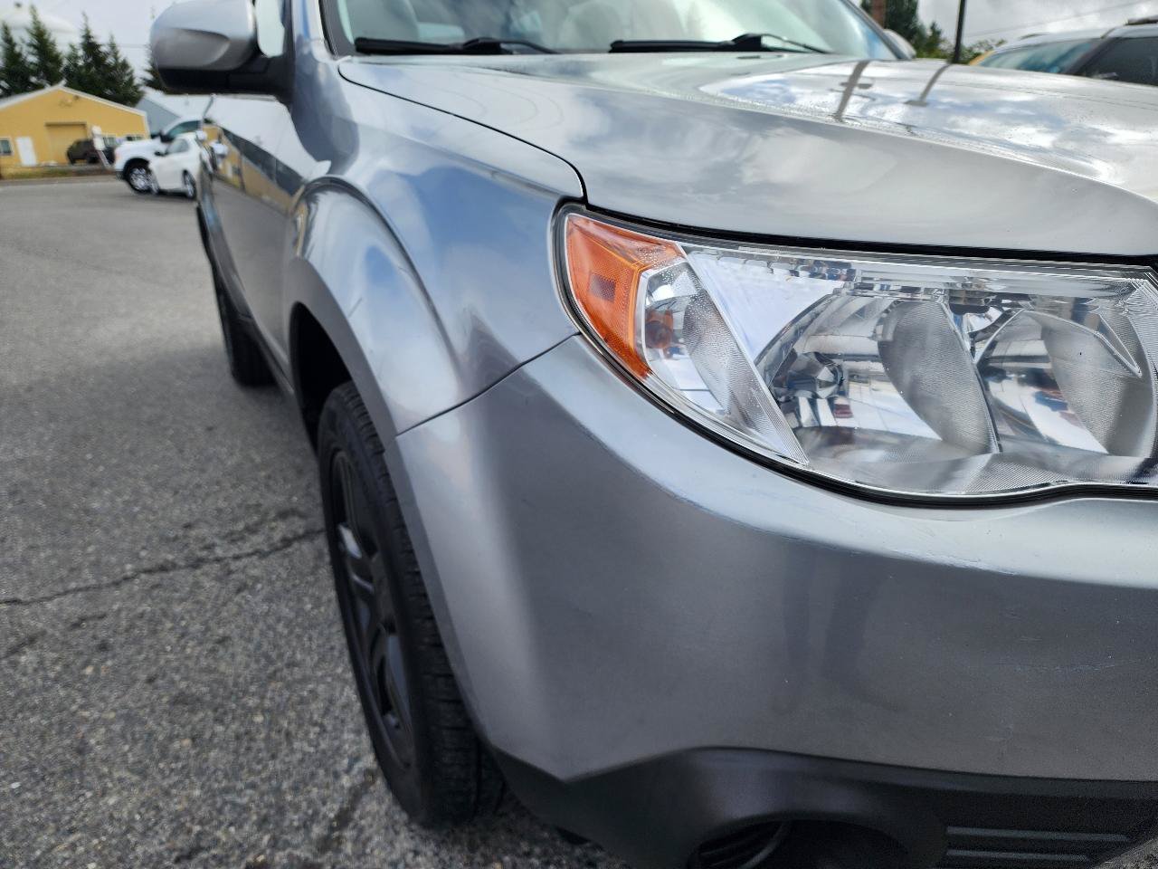 Used 2010 Subaru Forester 2.5X Premium w/ Popular Equipment Group 5B AWD/4WD image 31