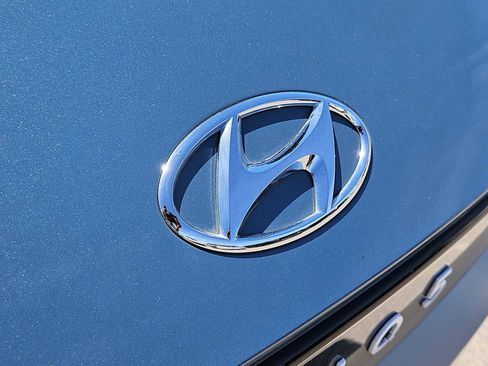 Used 2024 Hyundai Ioniq 5 SEL image 11