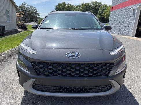 Used 2023 Hyundai Kona SEL AWD/4WD image 9