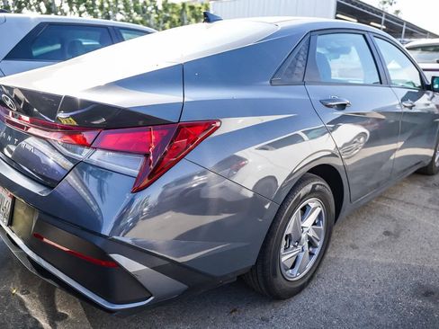 Certified 2024 Hyundai Elantra SE image 7