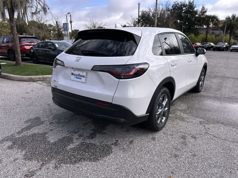 New 2026 Honda HR-V LX image 6