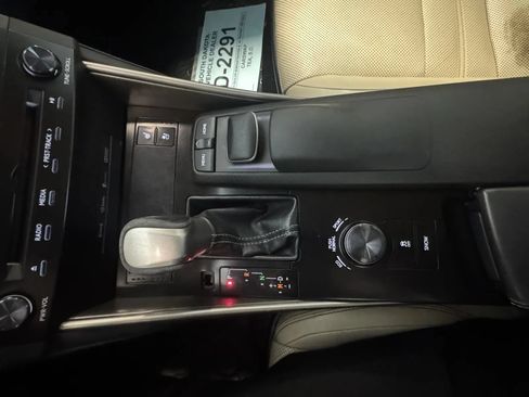 Used 2014 Lexus IS 250 AWD w/ Luxury Package w/Brown Wood image 34