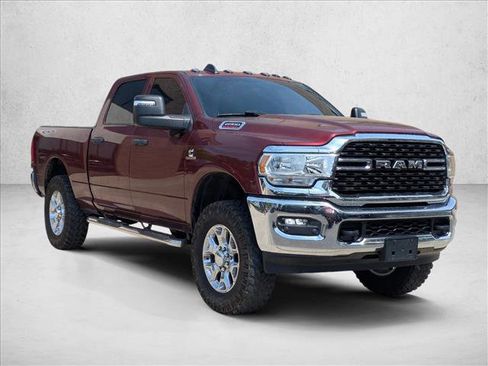 Used 2023 RAM 2500 Tradesman w/ Towing Technology Group AWD/4WD image 3