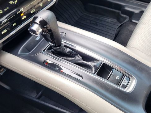 Used 2021 Honda HR-V EX image 21