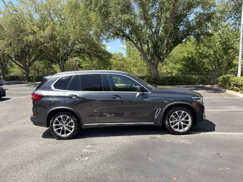 Used 2022 BMW X5 sDrive40i w/ Parking Assistance Package RWD image 3