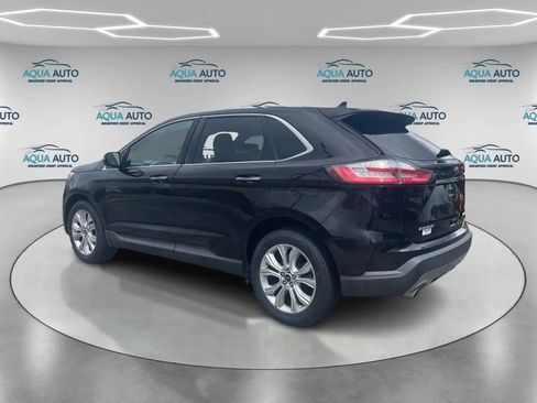 Used 2020 Ford Edge Titanium w/ Equipment Group 301A FWD image 7