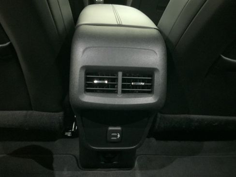 Used 2020 Chevrolet Equinox Premier AWD/4WD image 18