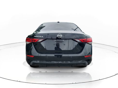 Used 2025 Nissan Sentra SV FWD image 3
