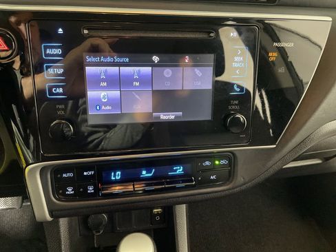 Used 2017 Toyota Corolla LE w/ Carpet Mat Package (TMS) image 15