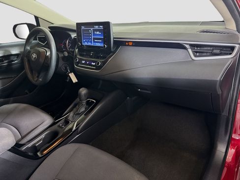 Used 2022 Toyota Corolla LE FWD image 29