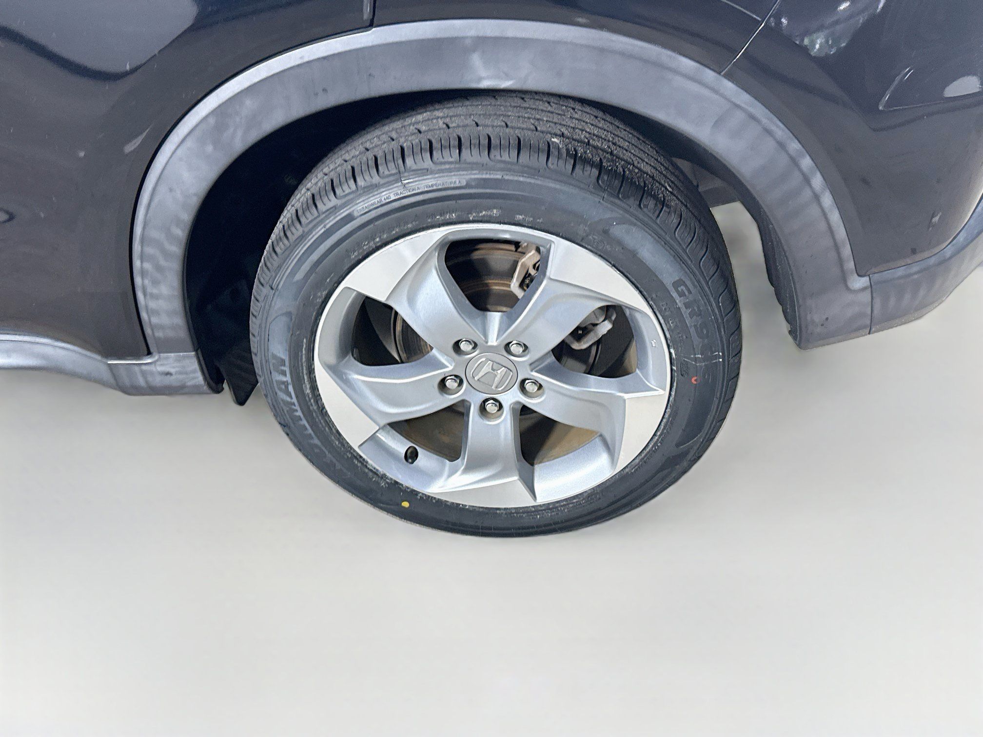 Used 2019 Honda HR-V LX image 35