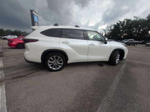Used 2020 Toyota Highlander Limited AWD/4WD image 30