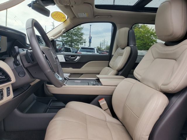 Used 2024 Lincoln Navigator L Reserve w/ Equipment Group 201A AWD/4WD image 5
