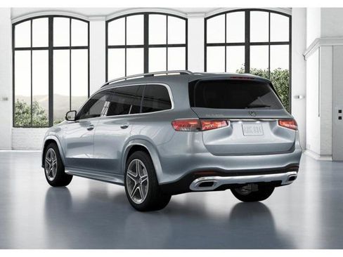 Used 2025 Mercedes-Benz GLS 450 4MATIC image 29
