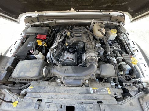 Certified 2022 Jeep Gladiator Rubicon w/ Cold Weather Group image 45