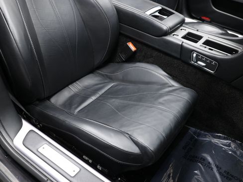 Used 2015 Aston Martin DB9 Volante RWD image 84