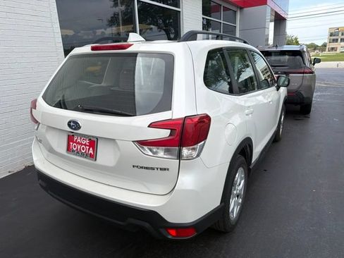 Used 2021 Subaru Forester AWD/4WD image 3