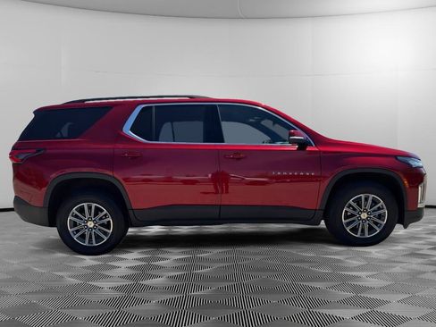 Used 2023 Chevrolet Traverse LT w/ LPO, Floor Liner Package AWD/4WD image 5
