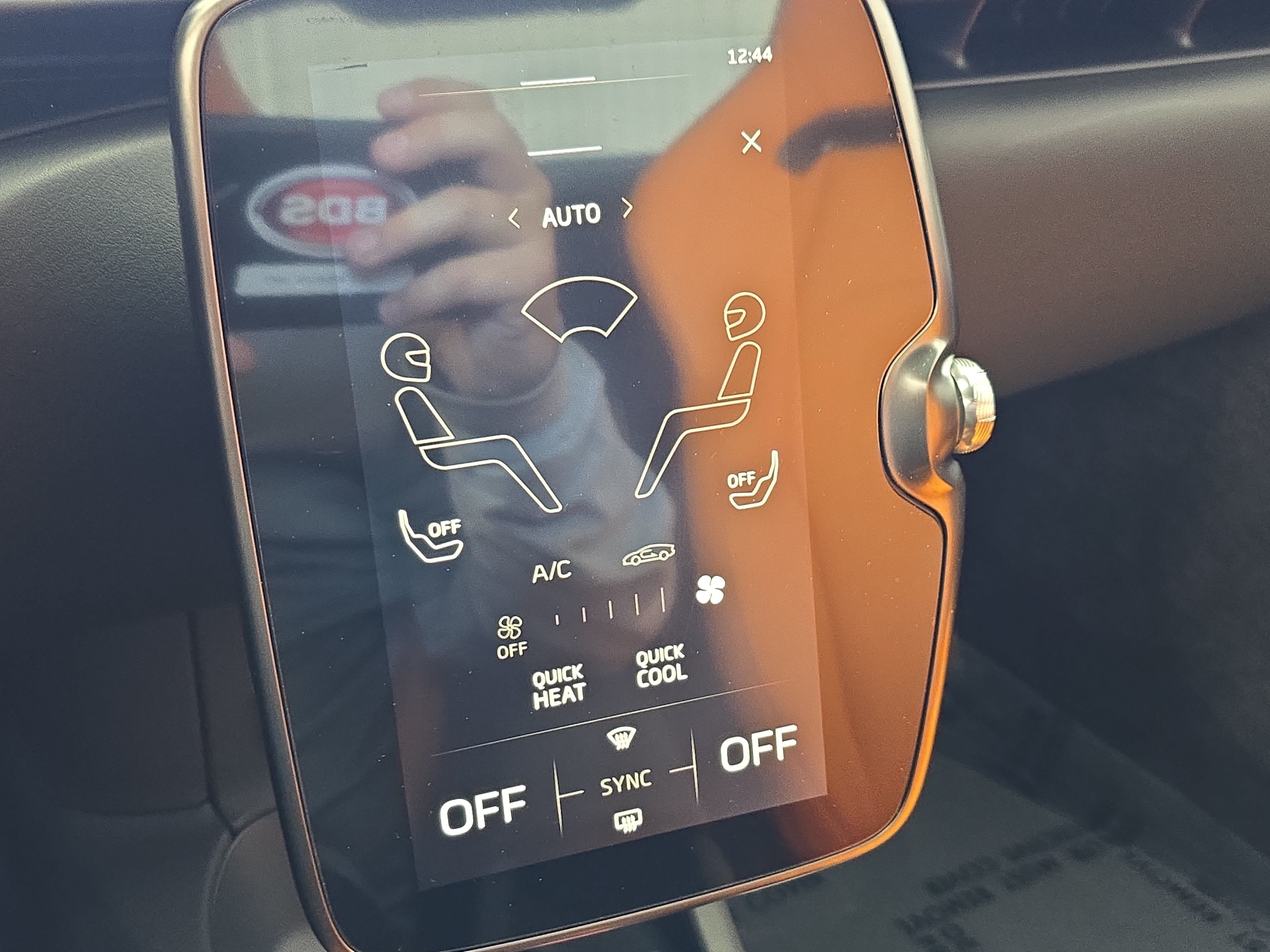 Used 2023 McLaren Artura RWD image 17