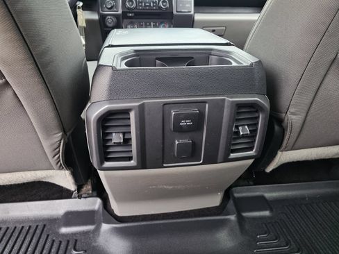 Used 2016 Ford F150 XLT w/ Equipment Group 302A Luxury RWD image 18
