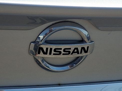 Used 2017 Nissan Sentra S w/ S Style Package FWD image 29