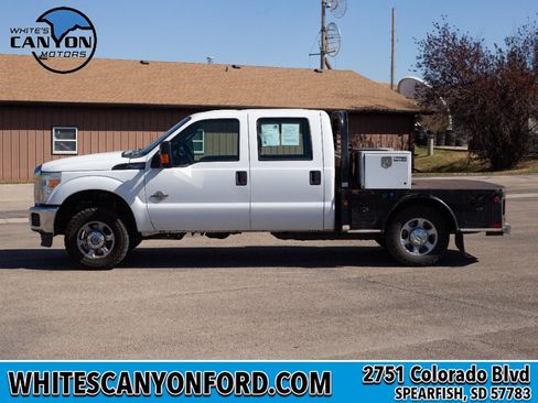 Used 2016 Ford F250 XL w/ Power Equipment Group AWD/4WD image 3