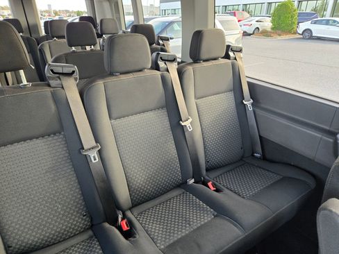 Used 2023 Ford Transit 350 XLT image 24