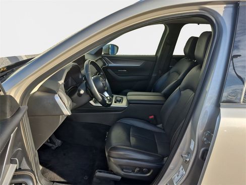 Used 2024 MAZDA CX-90 3.3 Turbo w/ Preferred Plus image 12