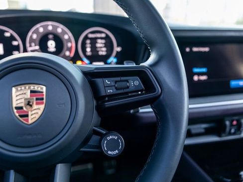 Certified 2025 Porsche Cayenne S AWD/4WD image 28