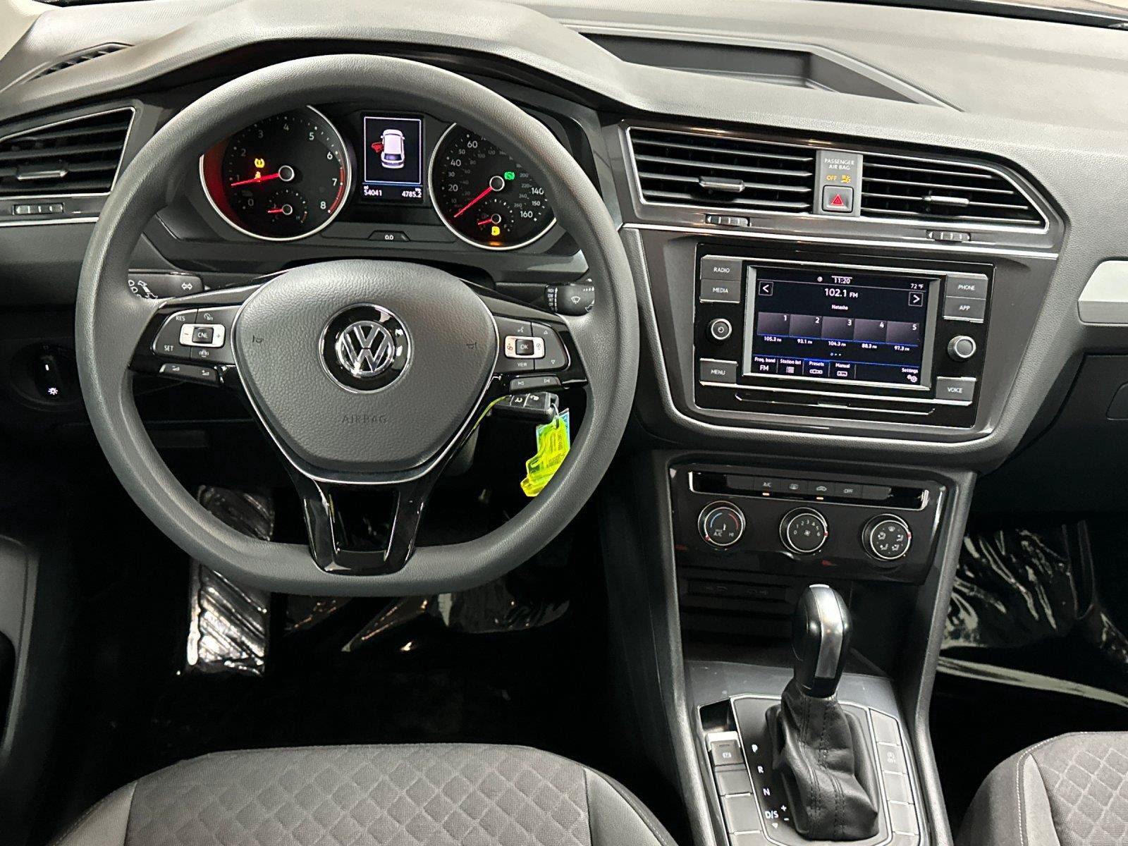 Used 2020 Volkswagen Tiguan S FWD image 13
