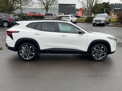 New 2026 Chevrolet Trax RS w/ Driver Confidence Package image 8