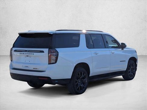 Certified 2023 Chevrolet Suburban RST image 5