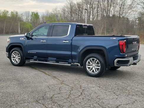 Used 2021 GMC Sierra 1500 SLT w/ SLT Premium Package AWD/4WD image 7