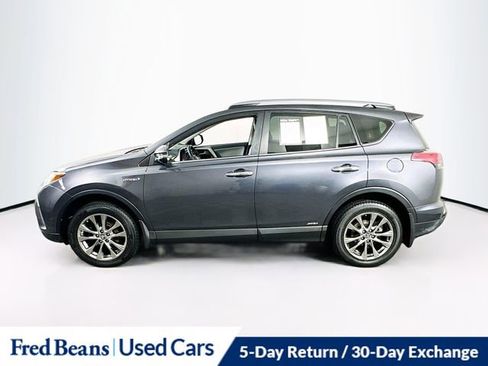 Used 2018 Toyota RAV4 Limited w/ Carpet Mat Package AWD/4WD image 6