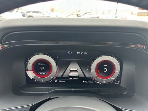 Used 2023 Nissan Pathfinder Platinum image 33