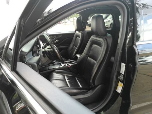 Used 2022 Lincoln Corsair AWD image 14