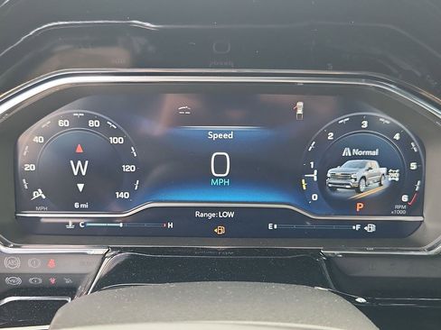 Certified 2025 Chevrolet Silverado 1500 High Country w/ Midnight Edition image 17