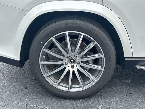 New 2026 Mercedes-Benz GLS 580 4MATIC image 20