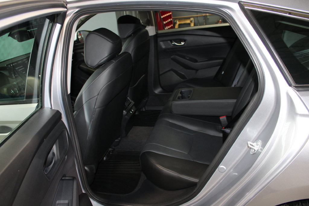 Certified 2025 Honda Accord EX-L image 10