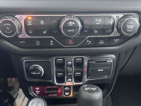 New 2026 Jeep Wrangler Unlimited Rubicon image 7