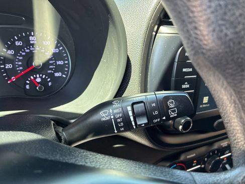 Used 2021 Kia Soul S FWD image 27