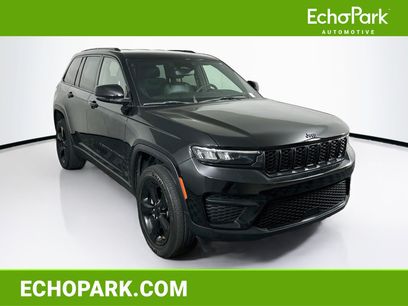 Used 2023 Jeep Grand Cherokee Altitude